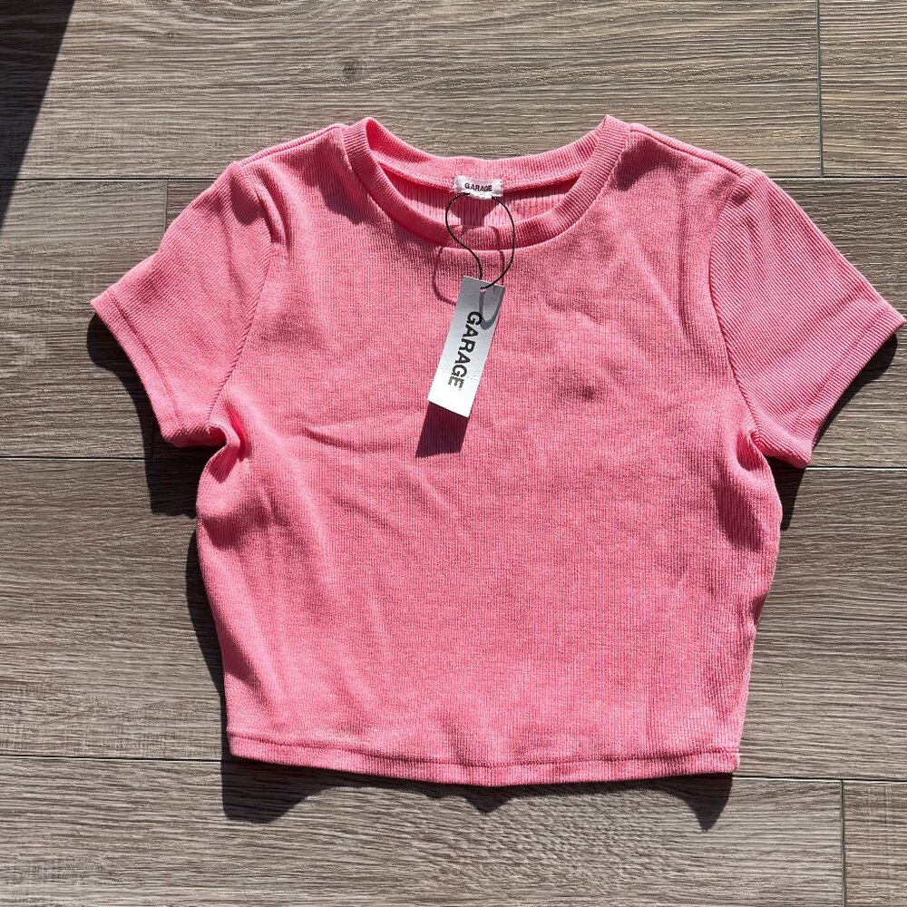 Women's Garage Pink Cropped T-Shirt (with tag)